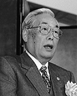 Chủ tịch Liên đoàn Abe Chukei
